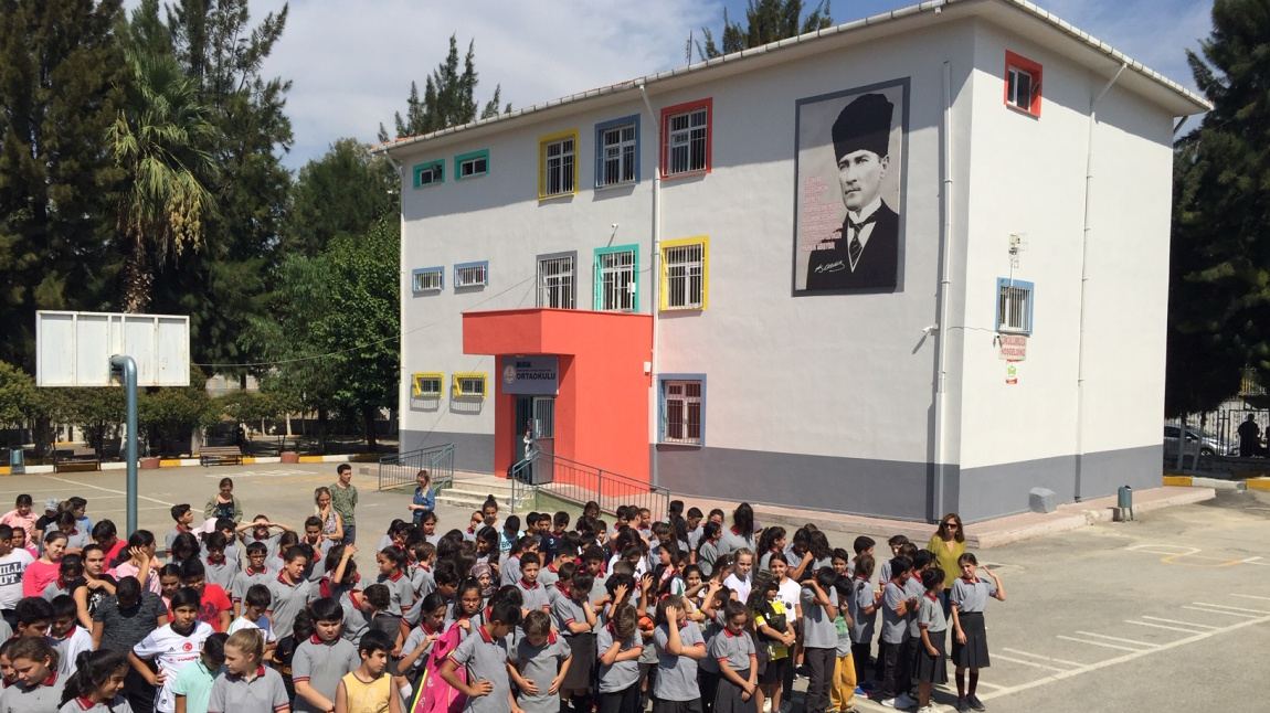 Kıbrıs Şehidi Yüzbaşı Cengiz Topel Ortaokulu Fotoğrafı